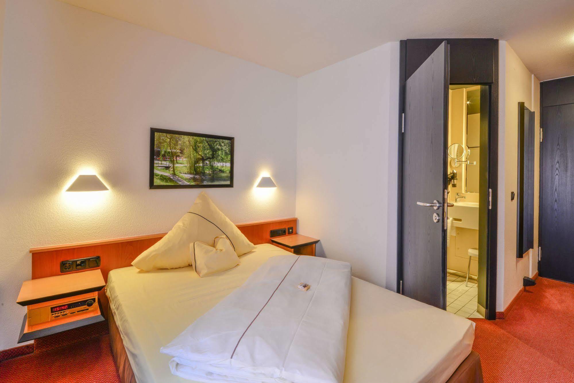 Hotel Lehmeier Neumarkt in der Oberpfalz Buitenkant foto